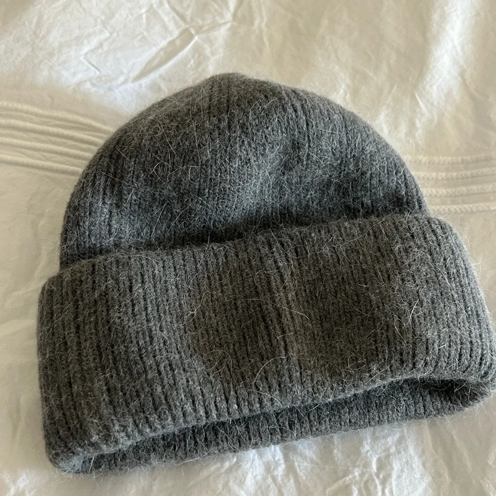 New GANNI gray beanie
